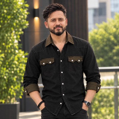Double pocket denim shirt